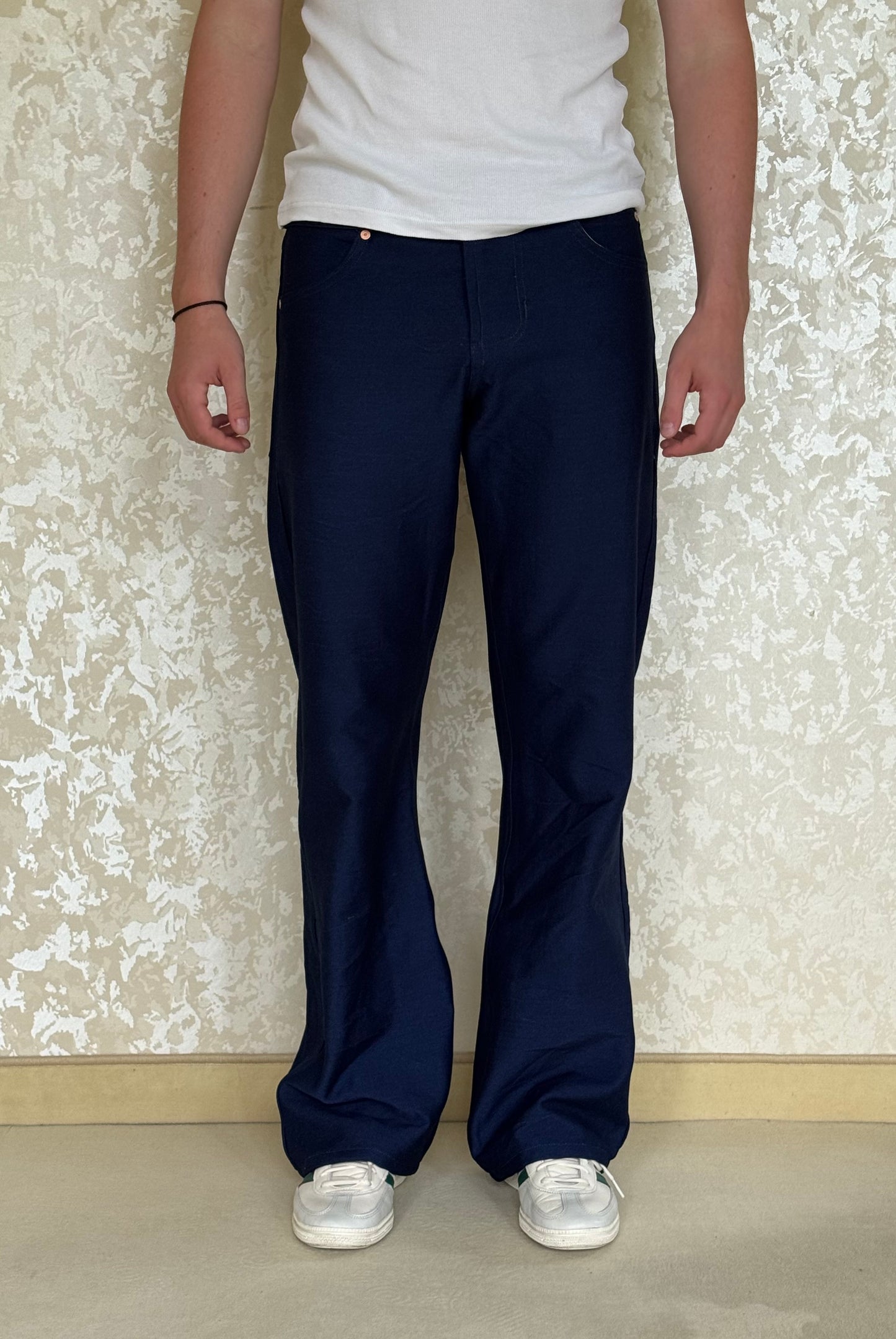 INDIGO EXTREME STRETCH DENIM
