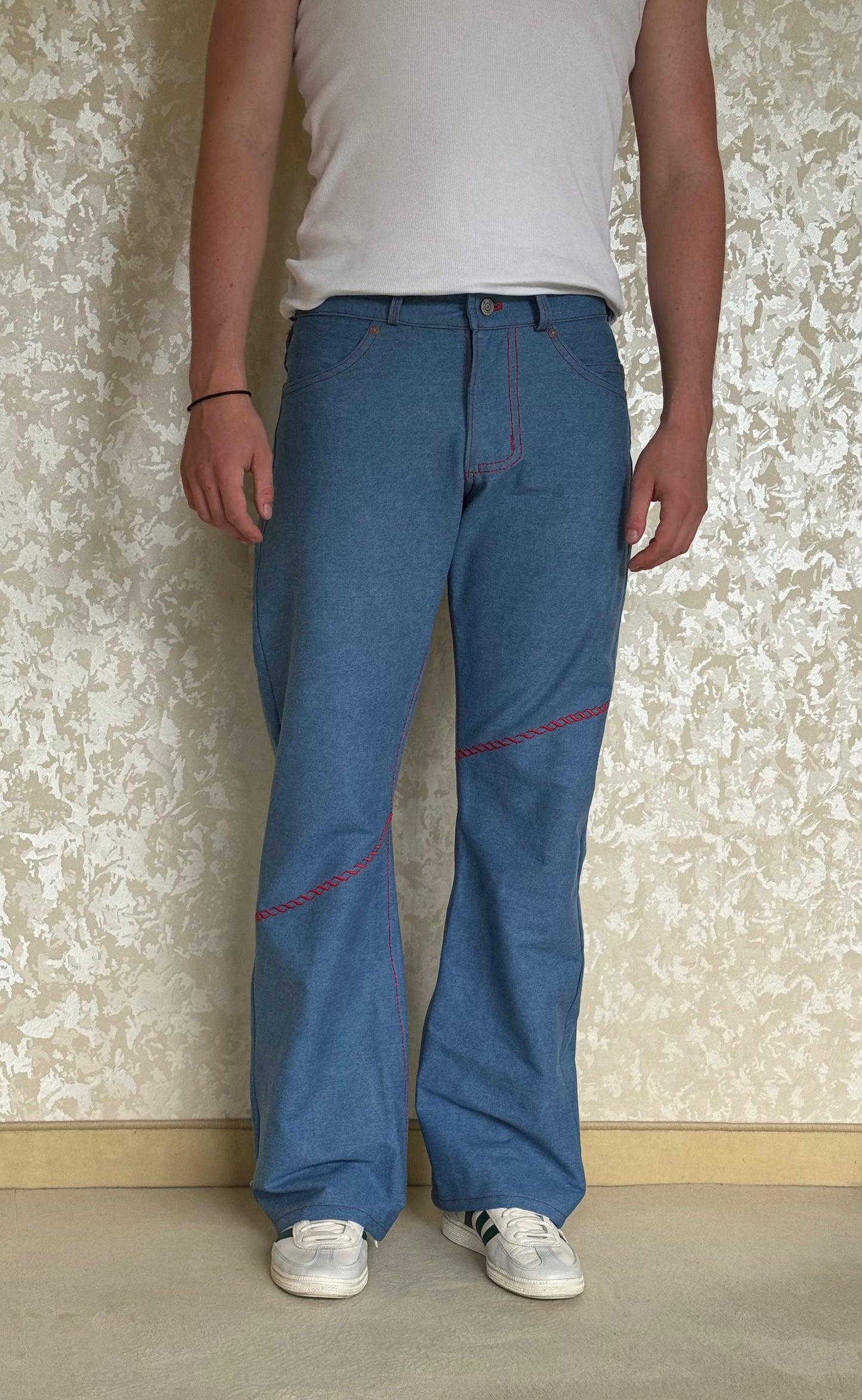 BLUE RED DECORATIVE STITCH