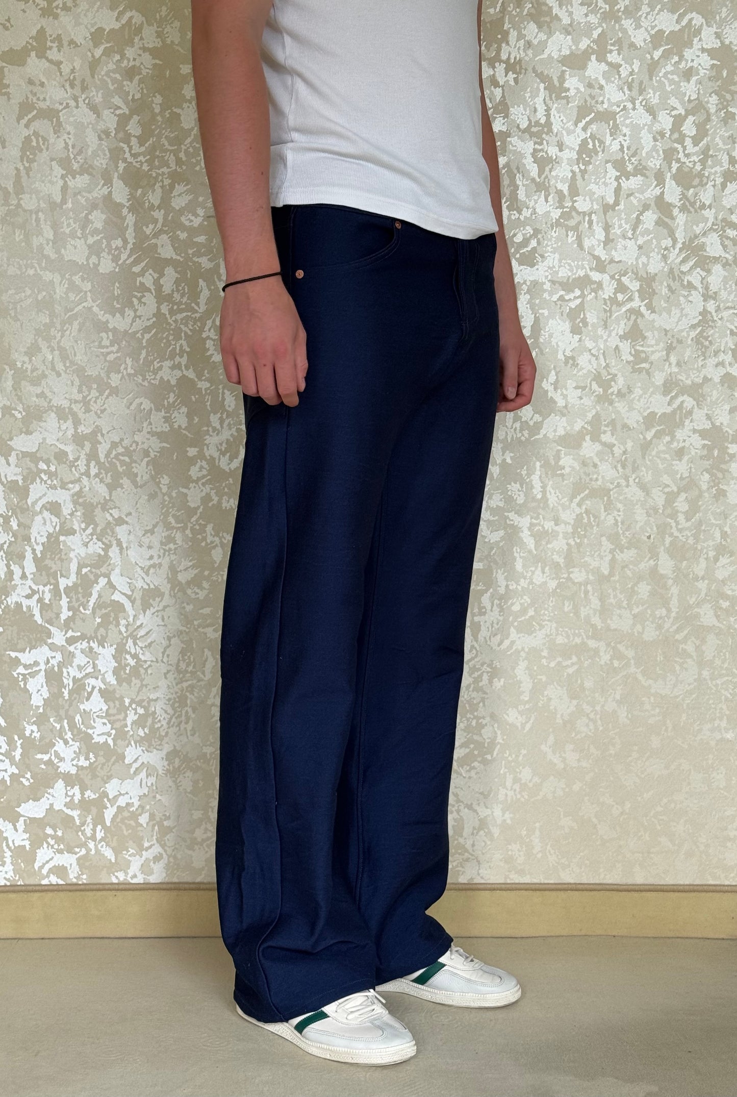 INDIGO EXTREME STRETCH DENIM